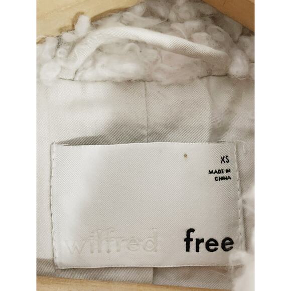 ARITZIA Wilfred Fuzzy Oracle Oversized Jacket in Off White SZ:XS - Picture 8 of 9